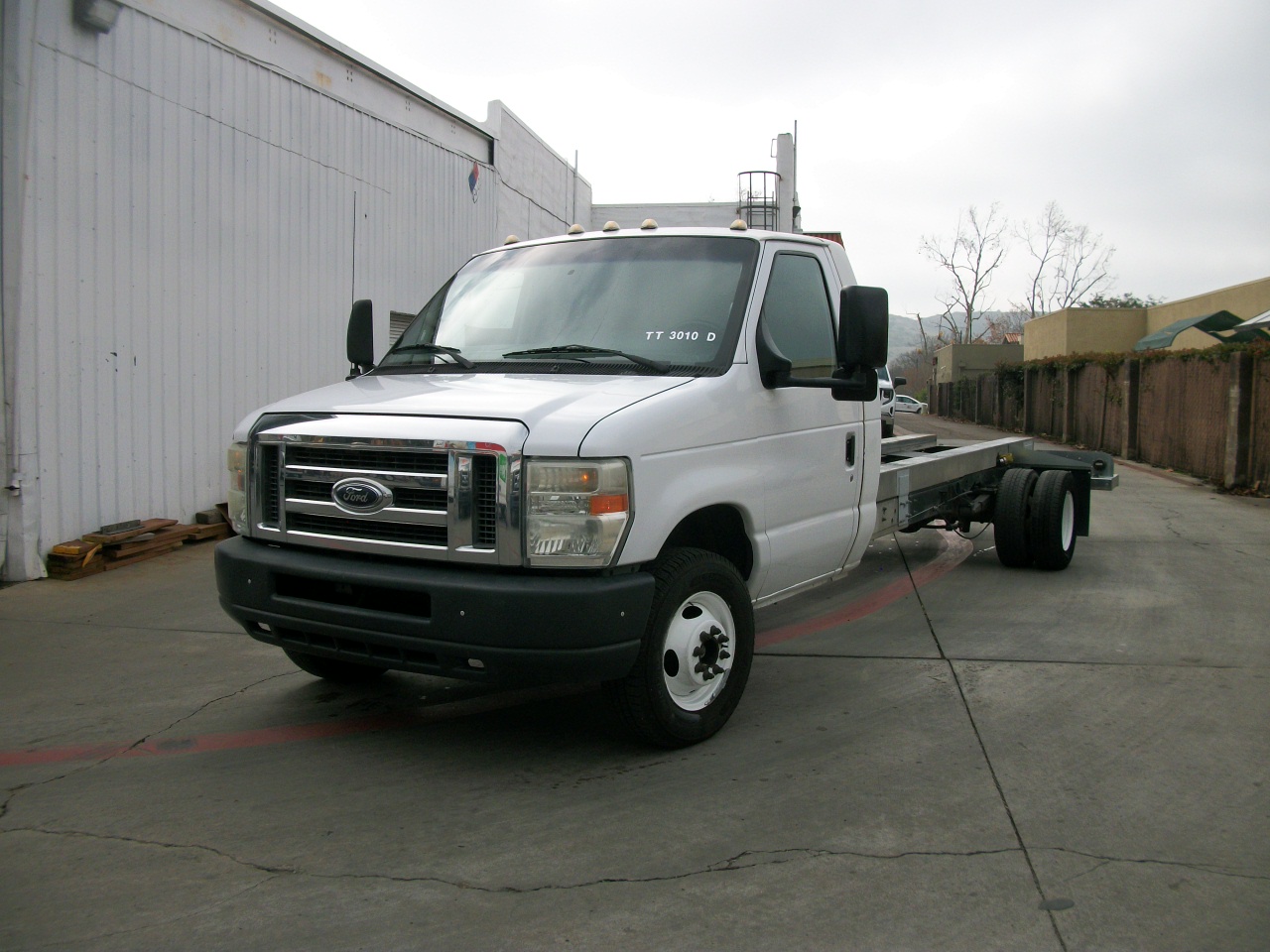 2011 Ford E450 Cab and Chassis for Sale in Lemon Grove, CA 91945 U