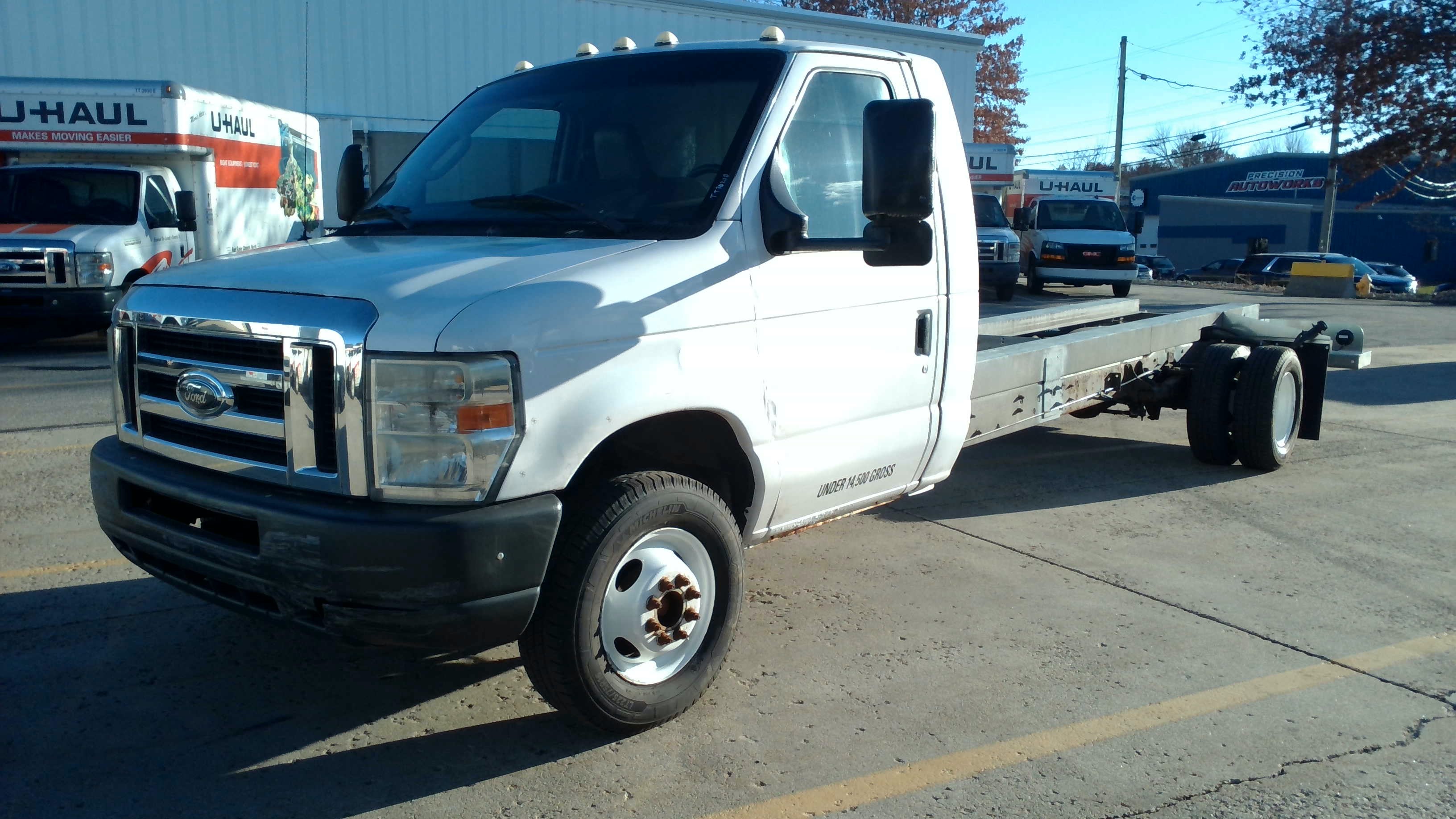 Used 2011 20 ' Cab and Chassis for sale