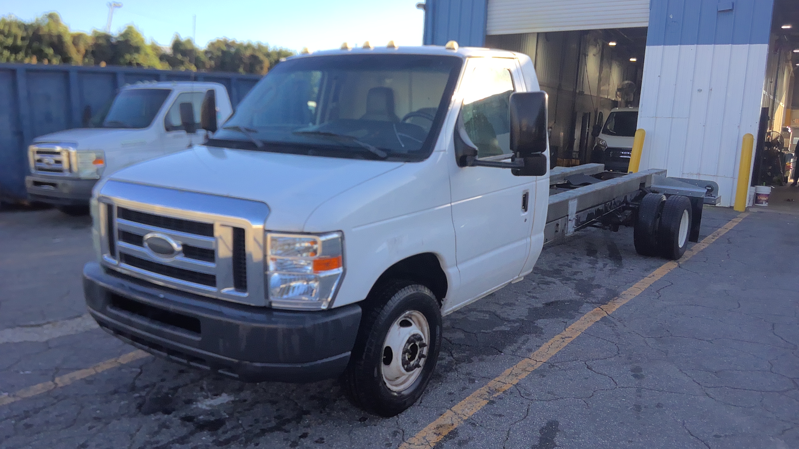 Used 2012 20 ' Cab and Chassis for sale