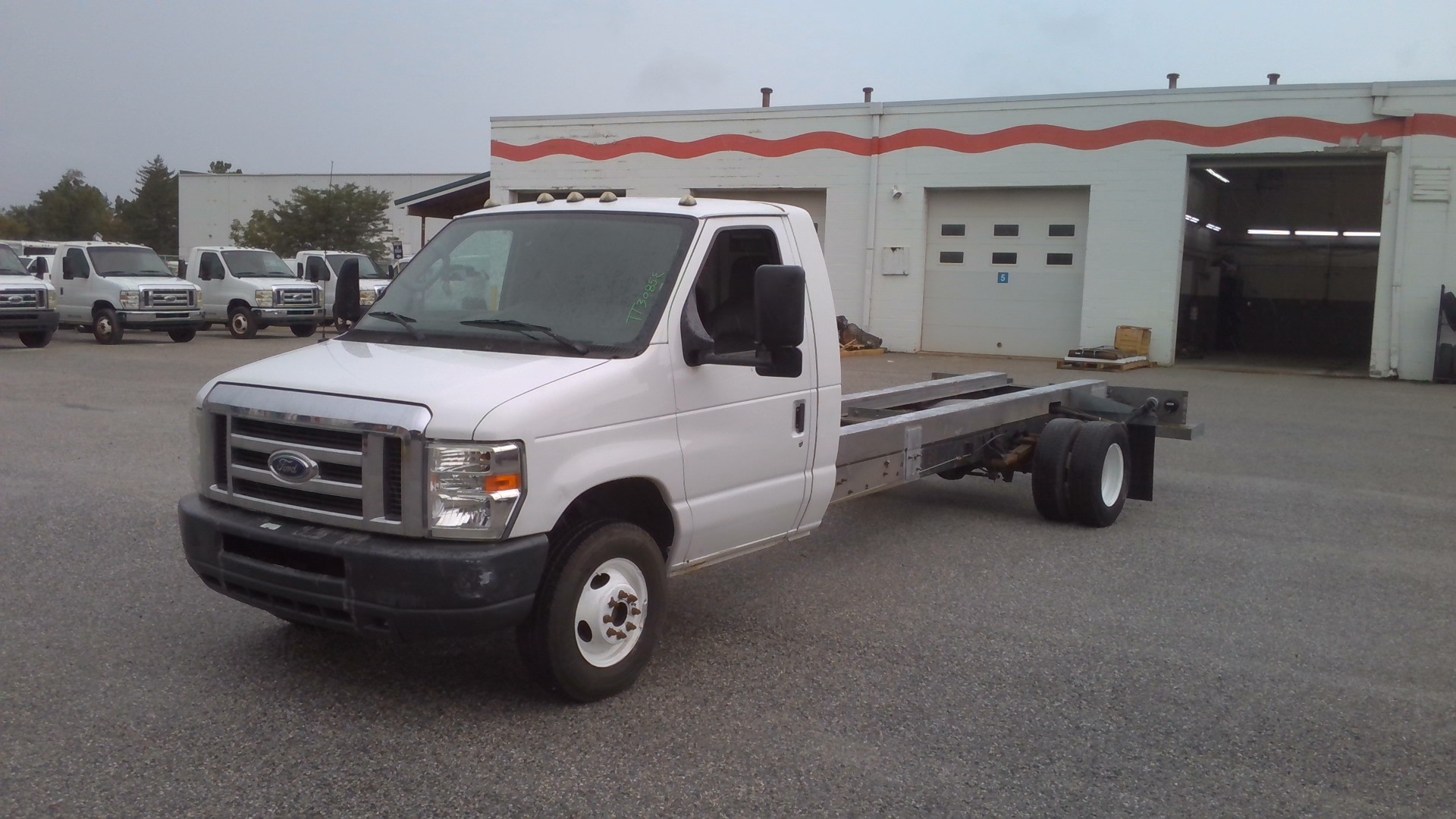 Used 2012 20 ' Cab and Chassis for sale