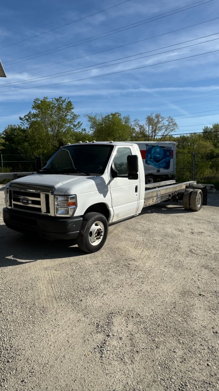 Used 2011 20 ' Cab and Chassis for sale