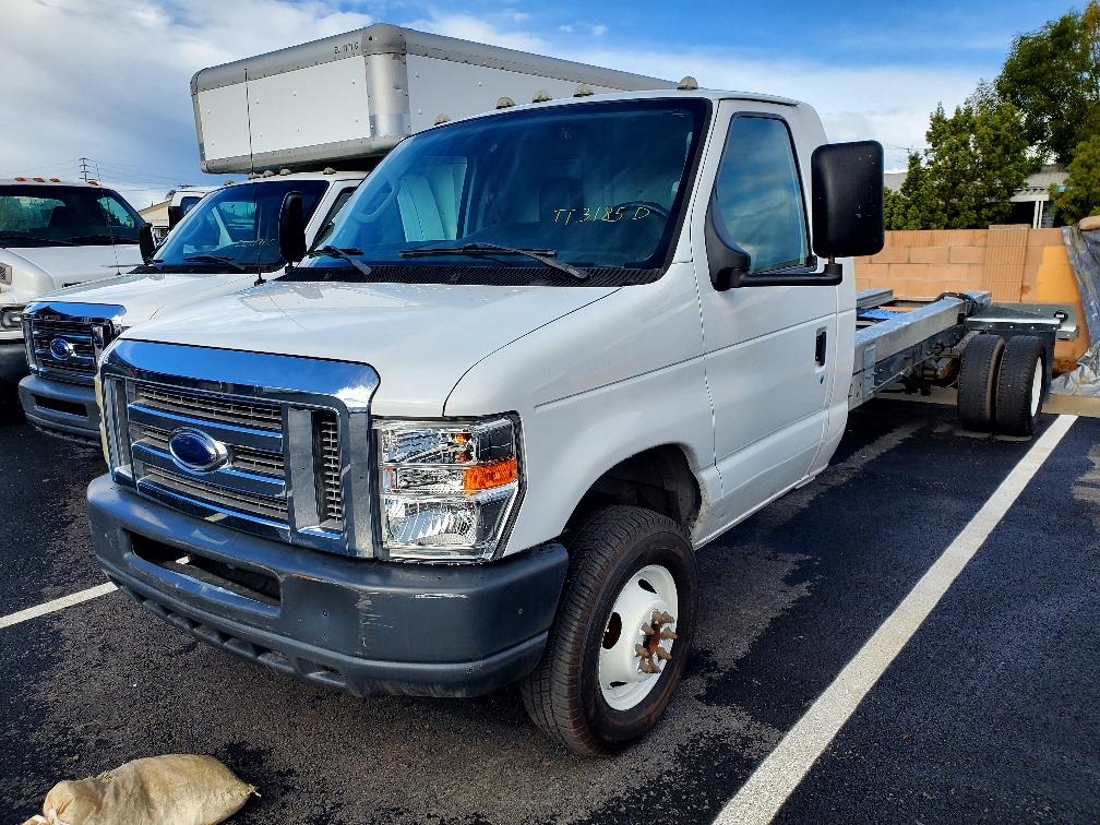 Used 2011 20 ' Cab and Chassis for sale