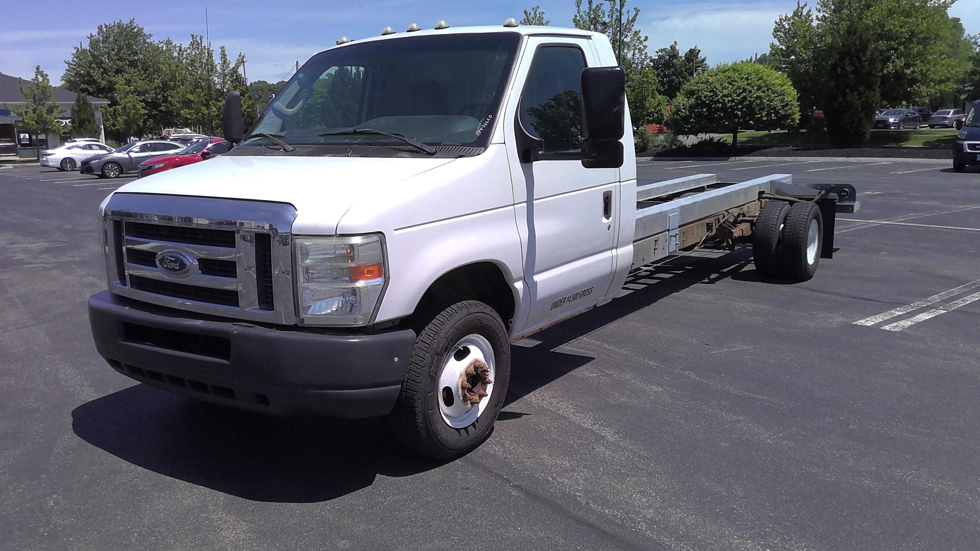 Used 2011 20 ' Cab and Chassis for sale