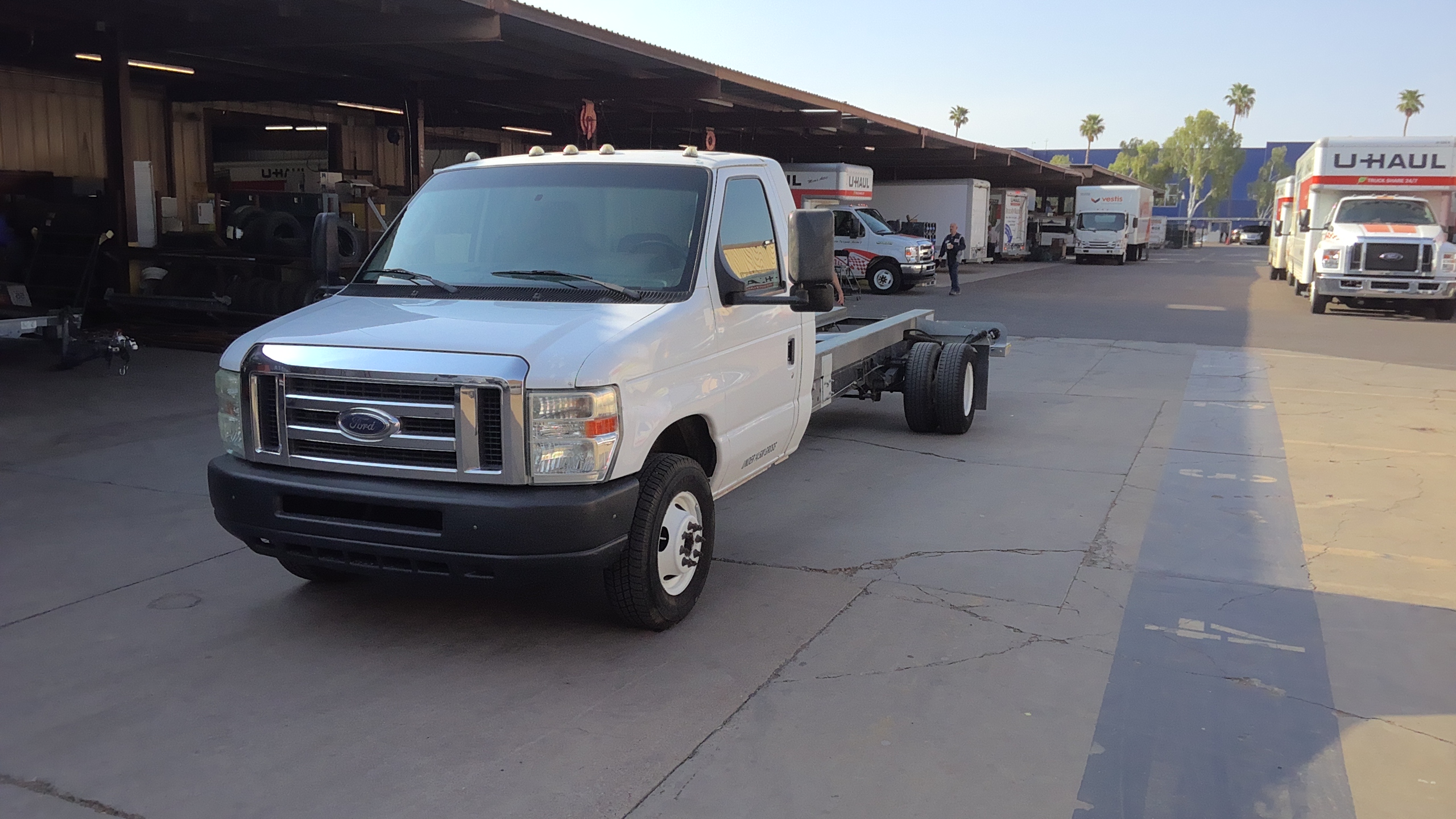 Used 2012 20 ' Cab and Chassis for sale