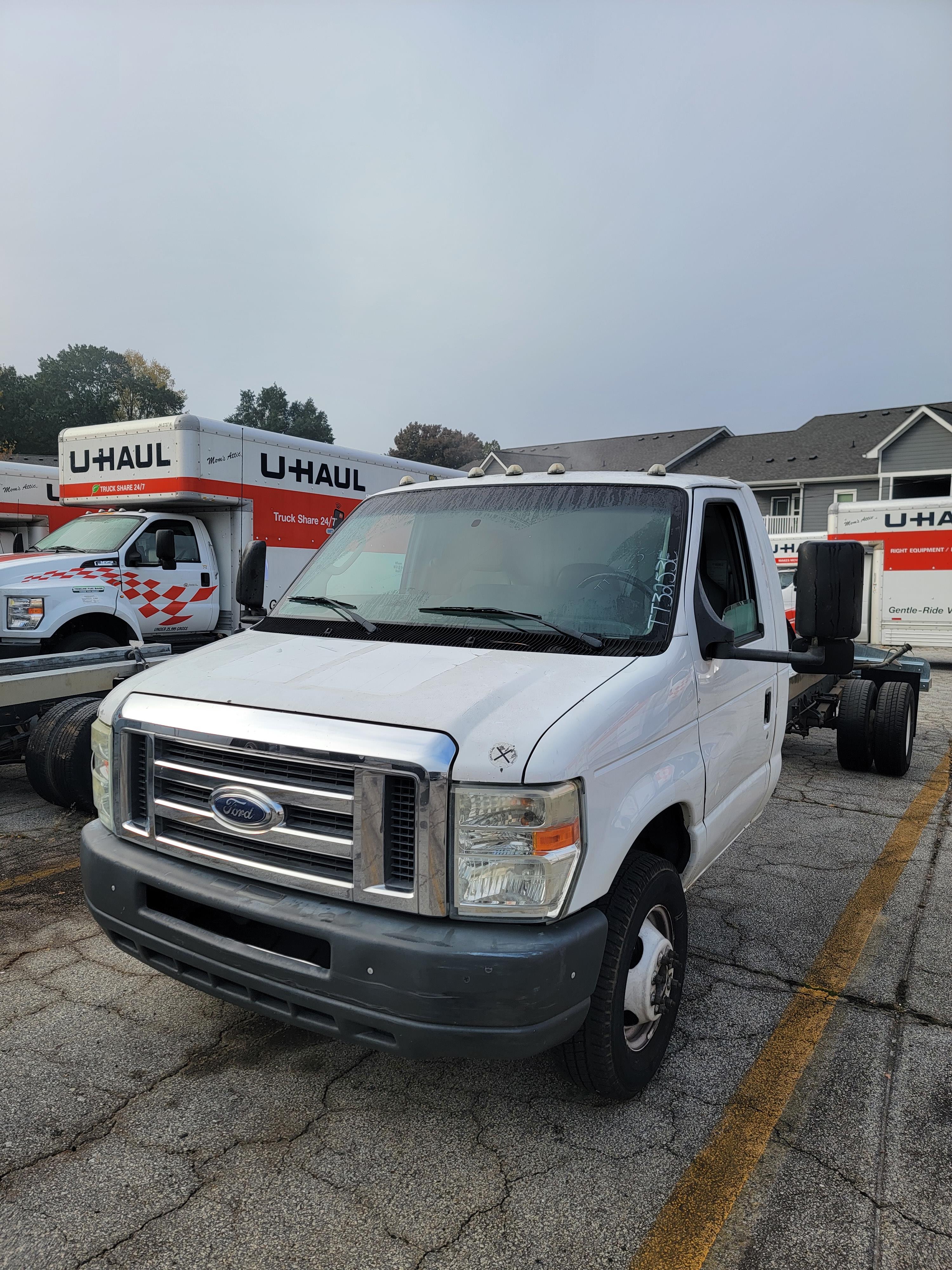 Used 2012 20 ' Cab and Chassis for sale