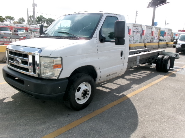 Used 2012 20 ' Cab and Chassis for sale