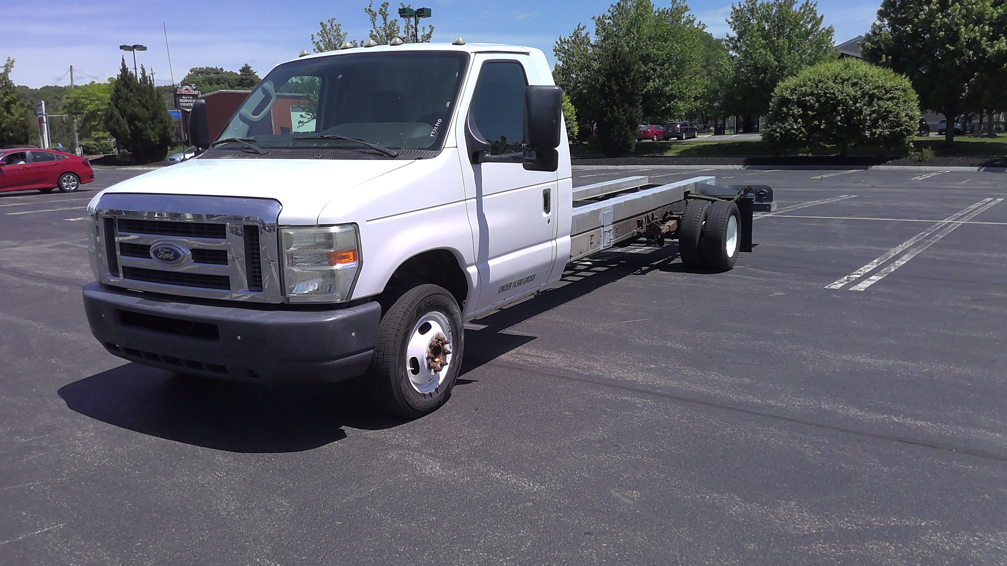 Used 2011 20 ' Cab and Chassis for sale