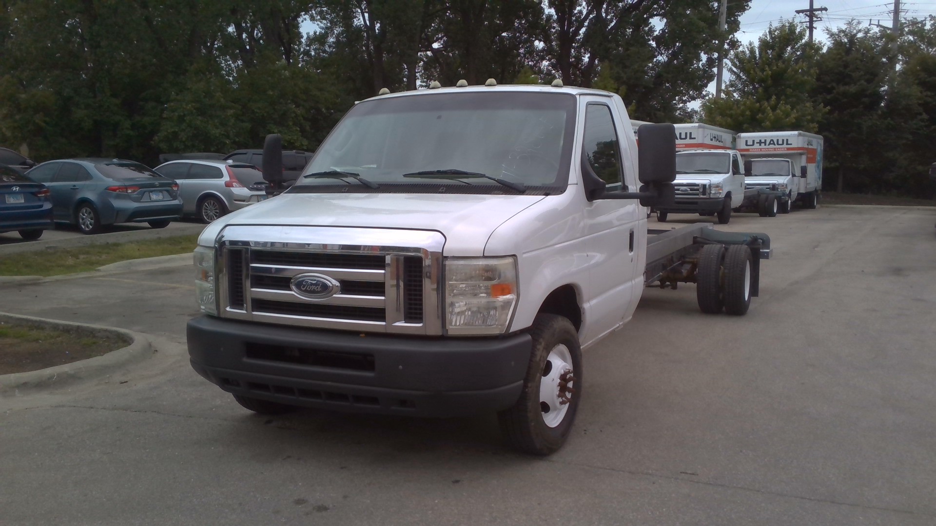 Used 2012 20 ' Cab and Chassis for sale