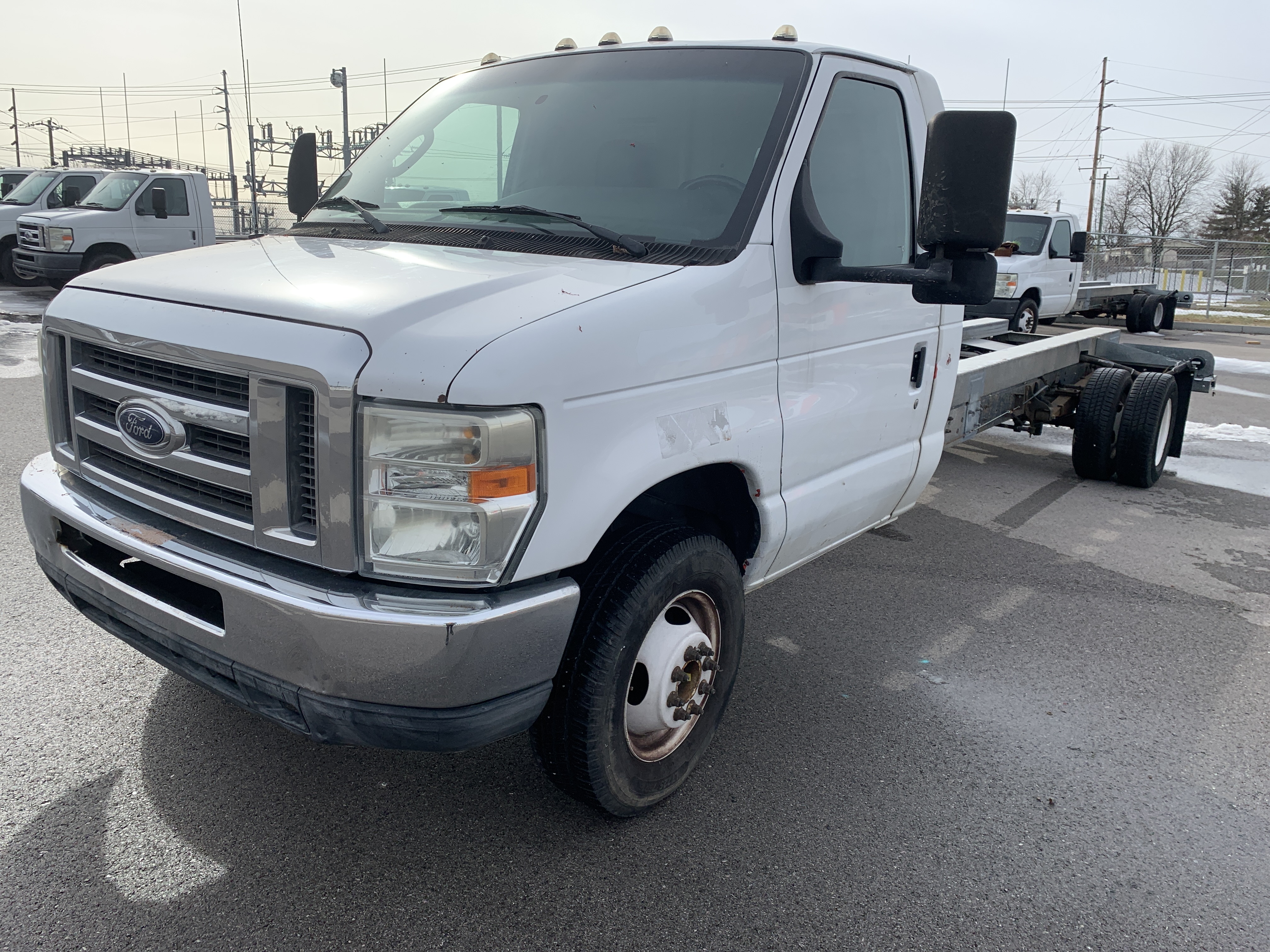 Used 2011 20 ' Cab and Chassis for sale