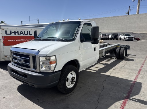 Used 2011 20 ' Cab and Chassis for sale