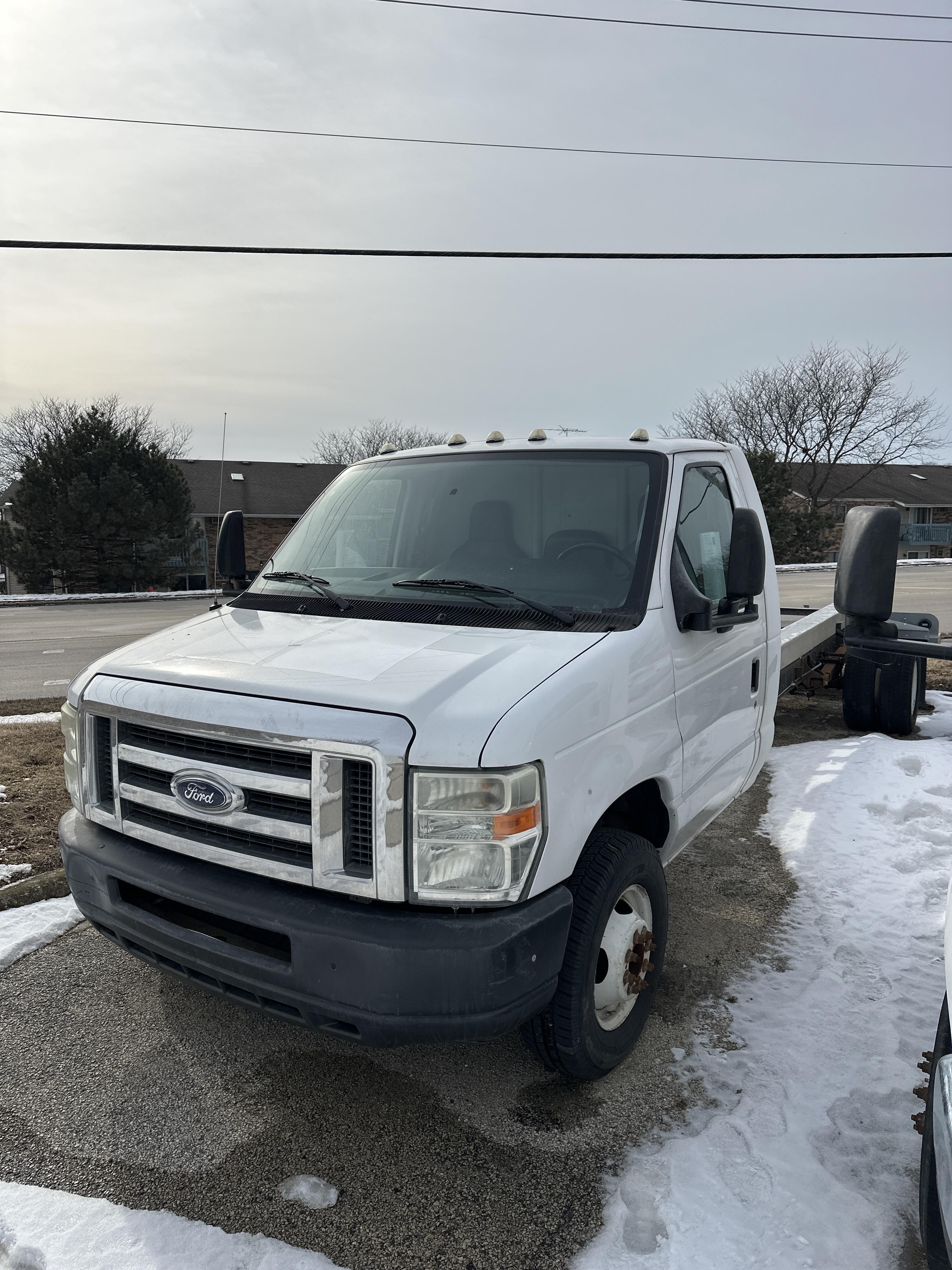 Used 2011 20 ' Cab and Chassis for sale