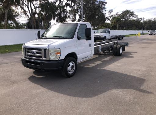 Used 2011 20 ' Cab and Chassis for sale