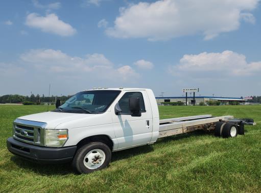 Used 2011 20 ' Cab and Chassis for sale