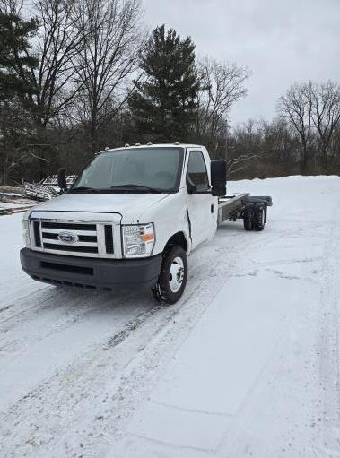 Used 2012 20 ' Cab and Chassis for sale