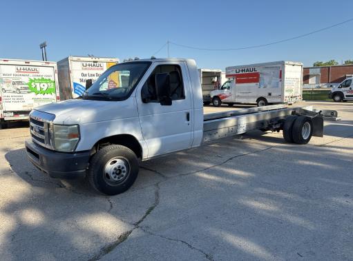 Used 2011 20 ' Cab and Chassis for sale