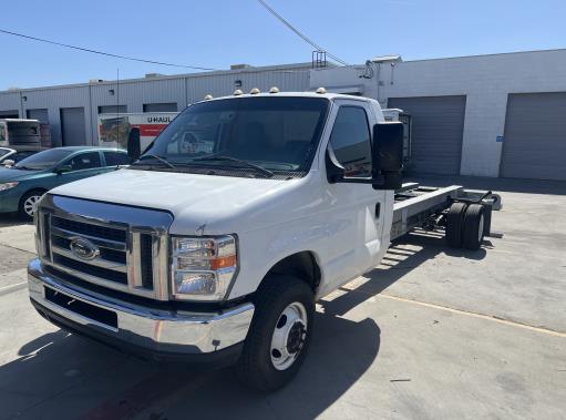 Used 2011 20 ' Cab and Chassis for sale