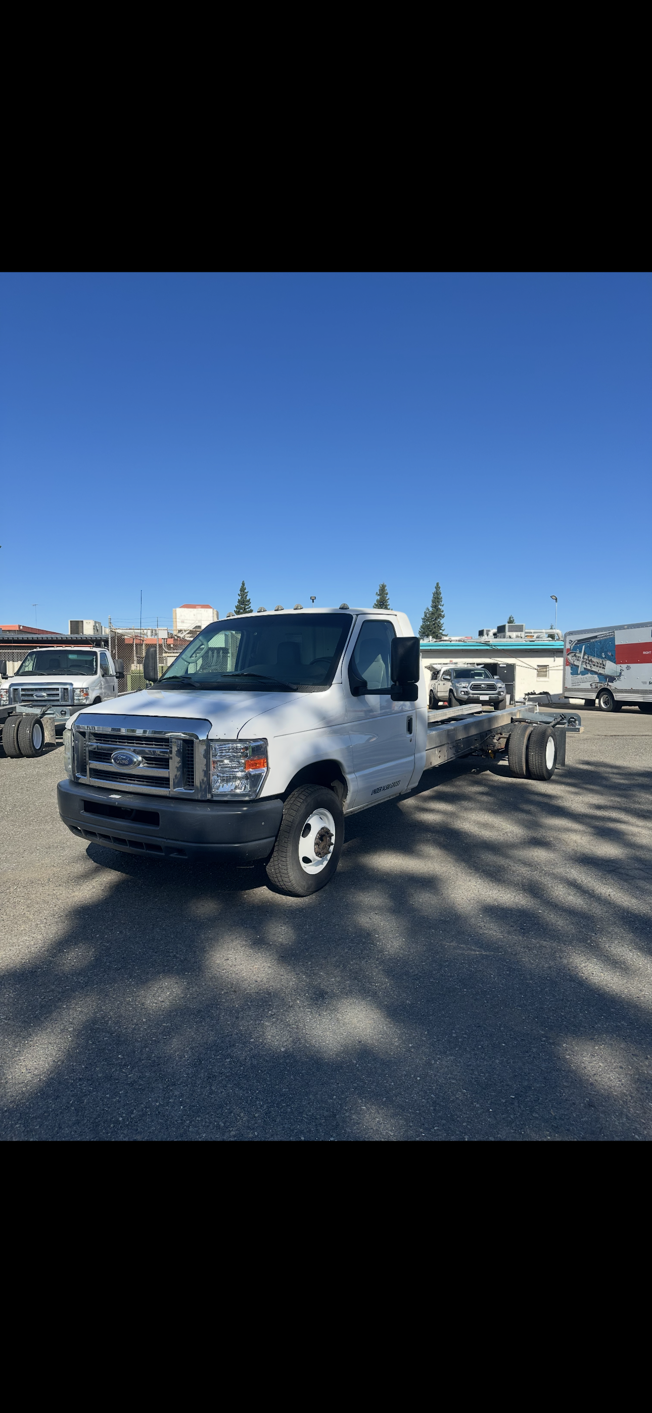 Used 2012 20 ' Cab and Chassis for sale