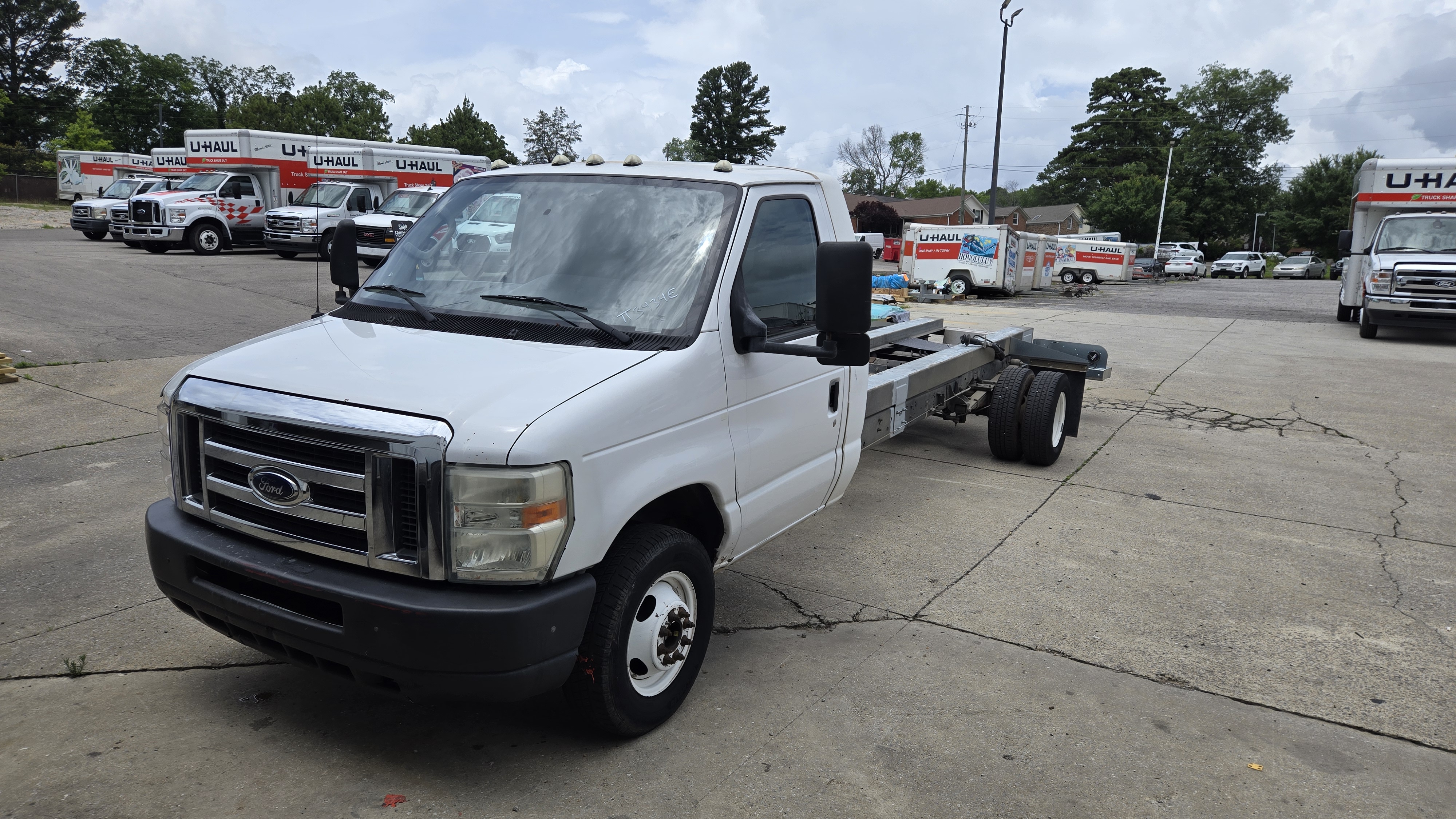 Used 2012 20 ' Cab and Chassis for sale