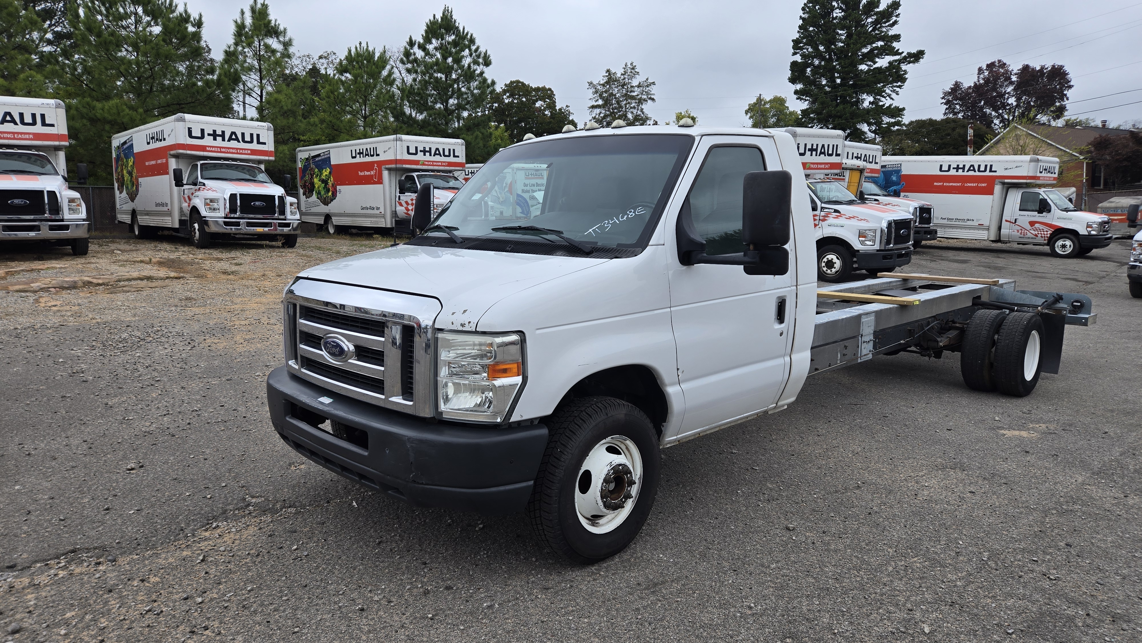 Used 2012 20 ' Cab and Chassis for sale