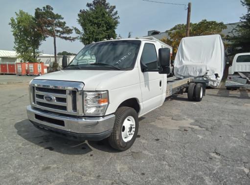 Used 2011 20 ' Cab and Chassis for sale