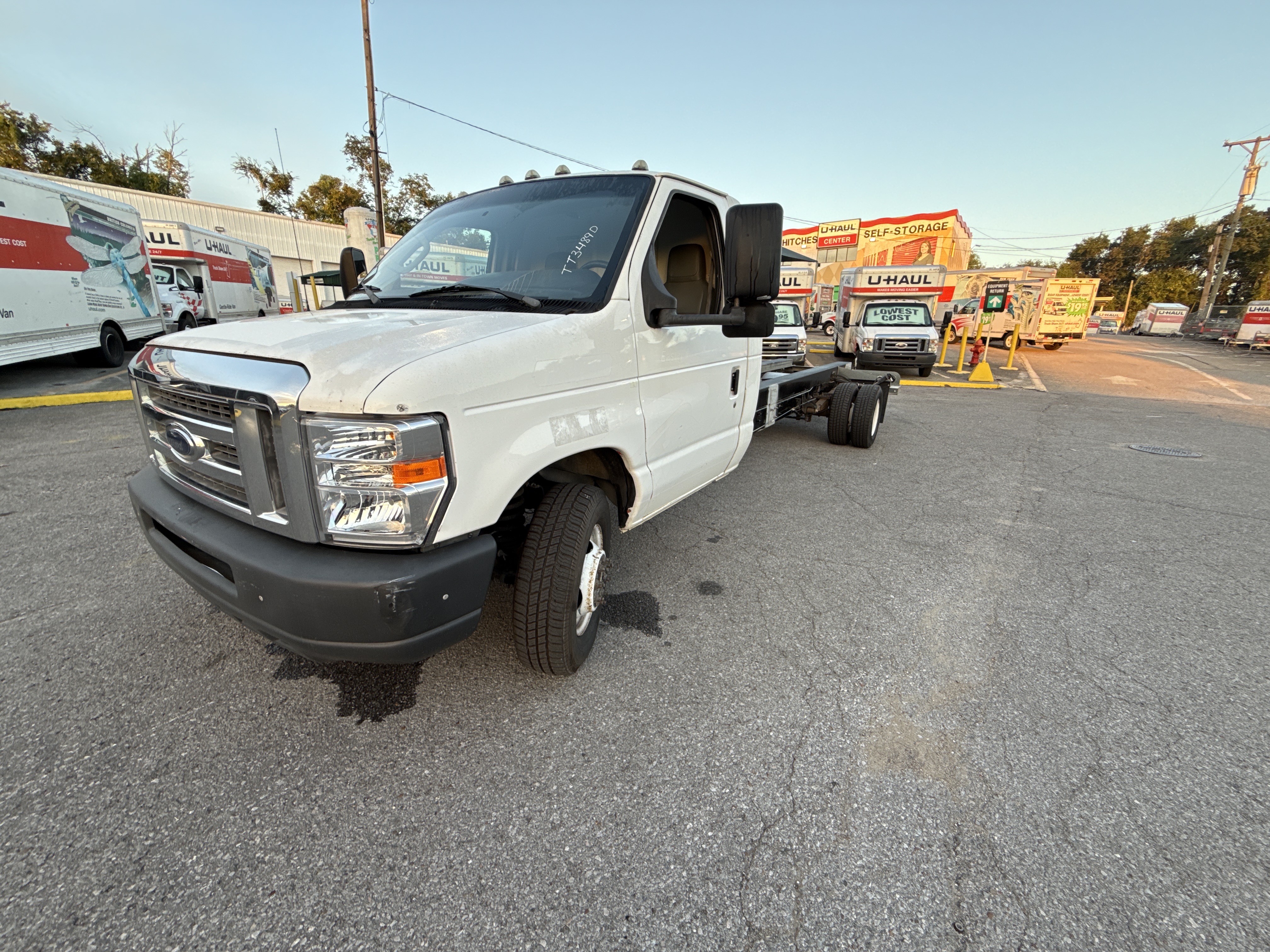 Used 2011 20 ' Cab and Chassis for sale