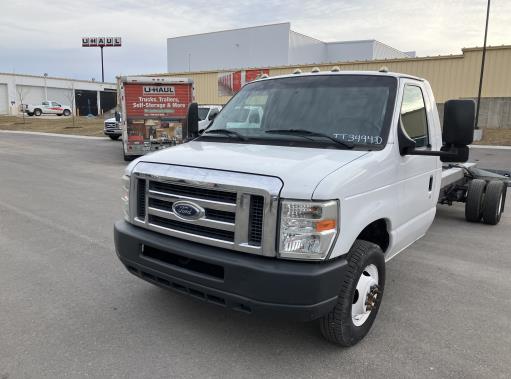 Used 2011 20 ' Cab and Chassis for sale