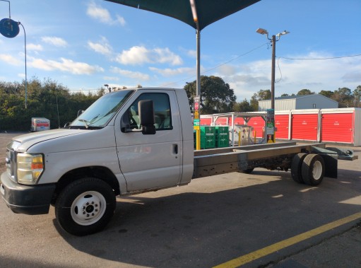 Used 2011 20 ' Cab and Chassis for sale