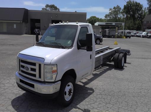 Used 2012 20 ' Cab and Chassis for sale