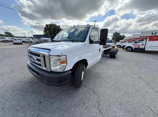Used 2011 20 ' Cab and Chassis for sale