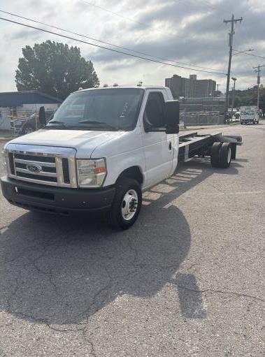 Used 2011 20 ' Cab and Chassis for sale