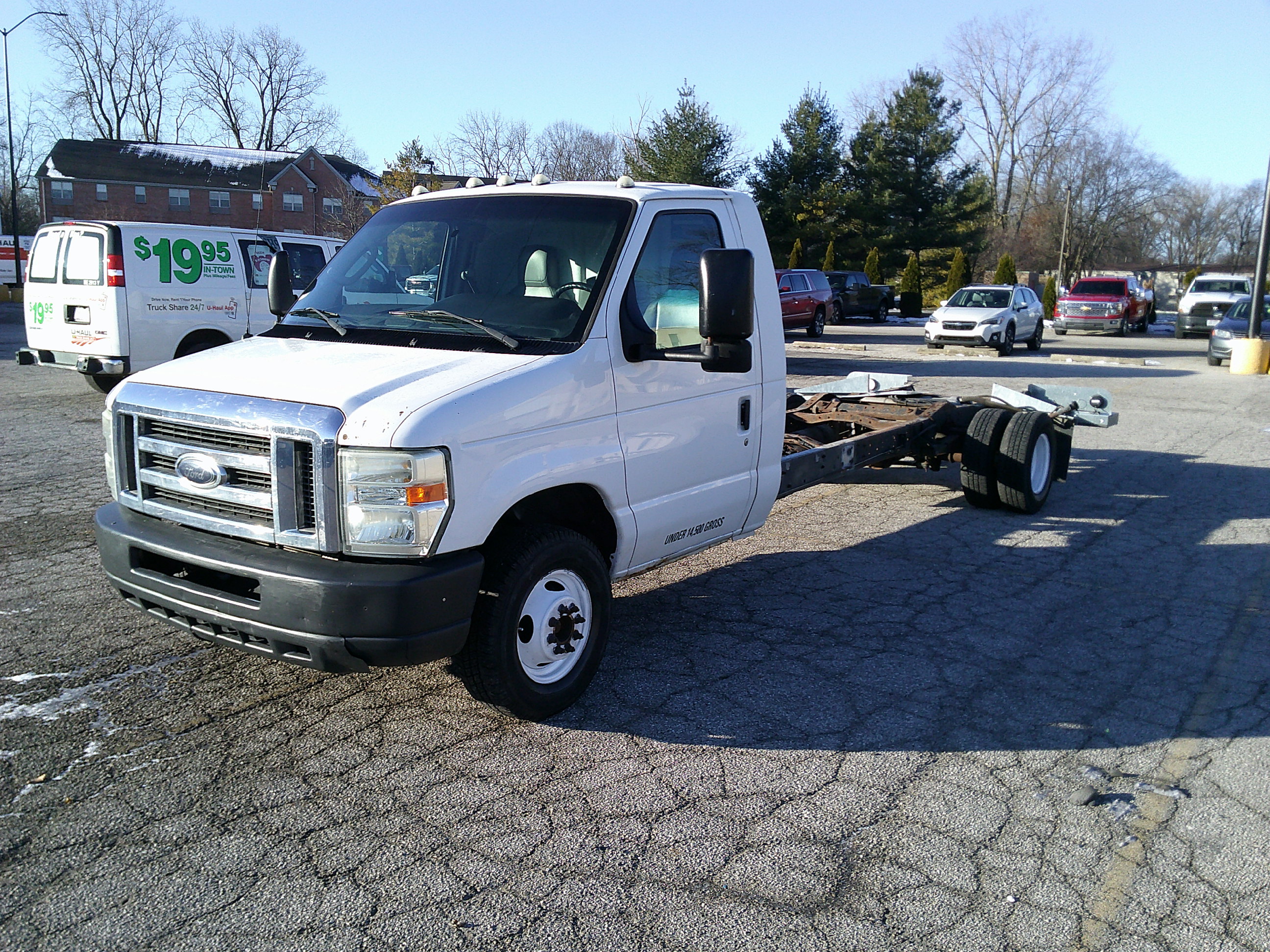 Used 2011 20 ' Cab and Chassis for sale