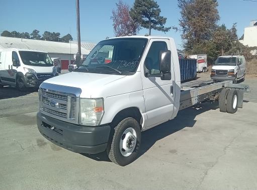 Used 2011 20 ' Cab and Chassis for sale