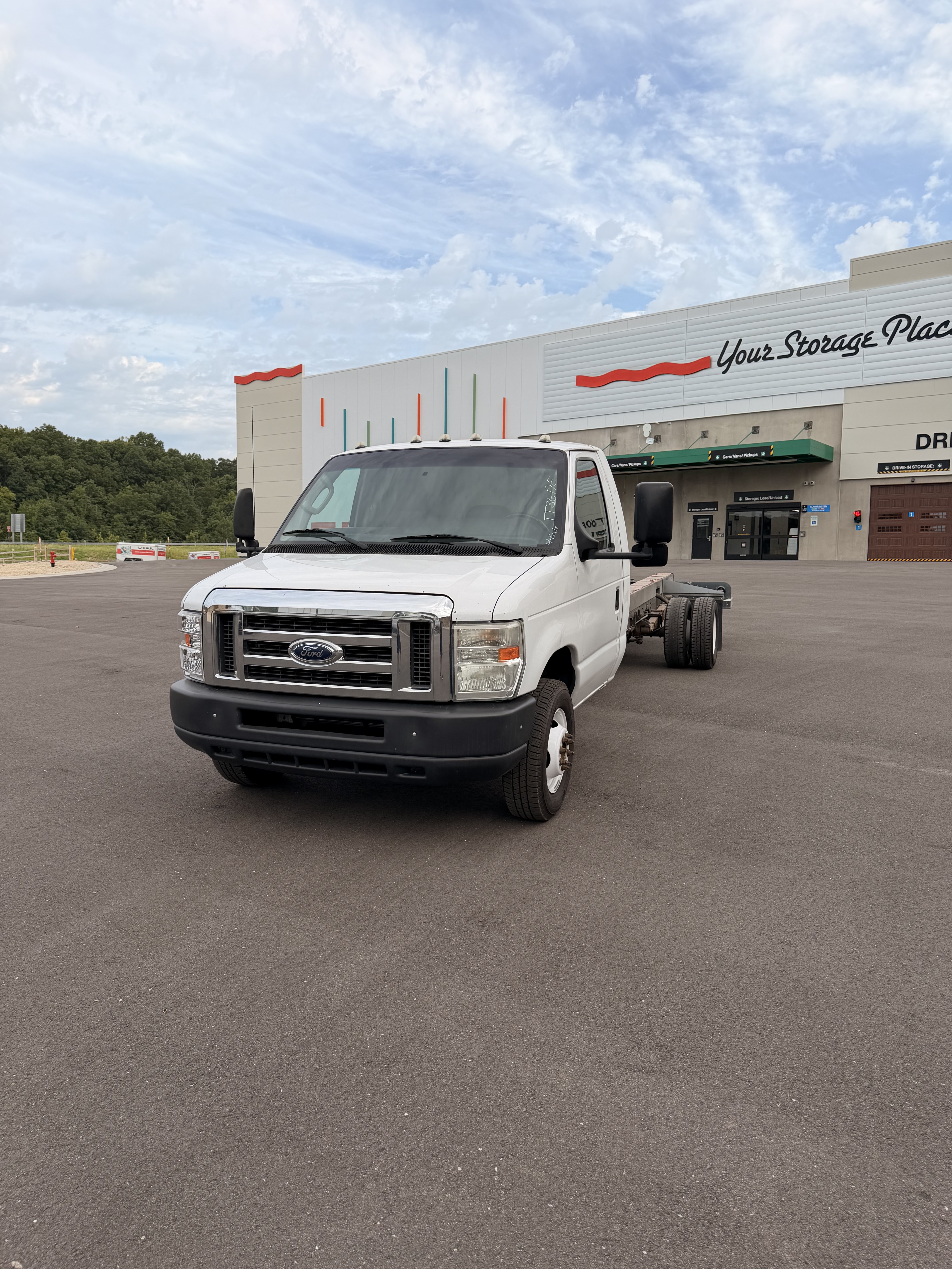 Used 2012 20 ' Cab and Chassis for sale