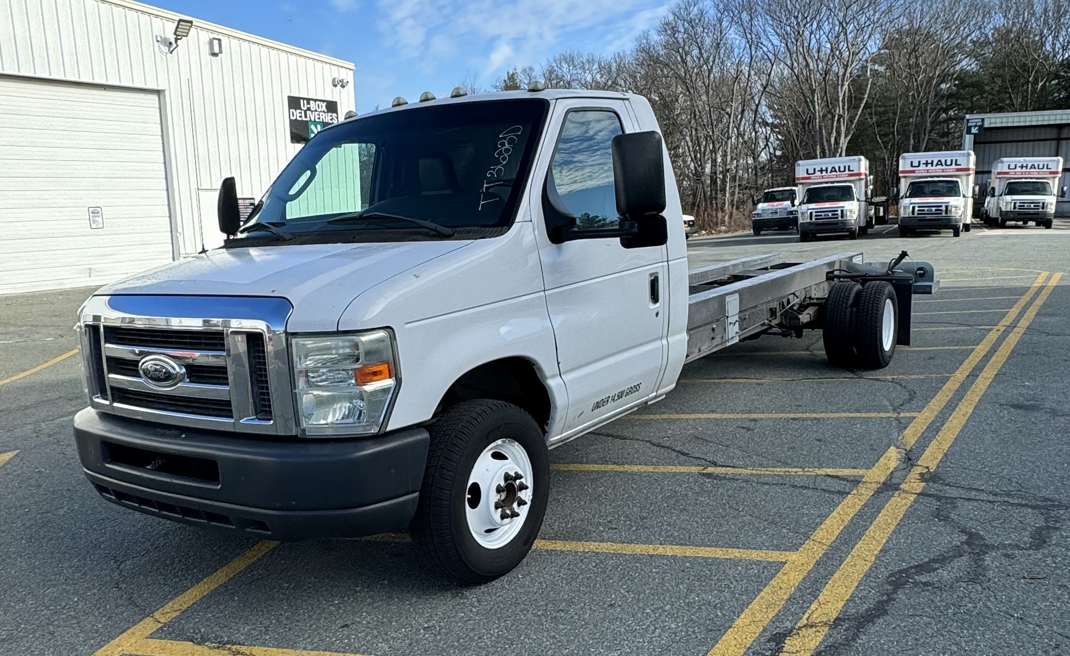 Used 2011 20 ' Cab and Chassis for sale