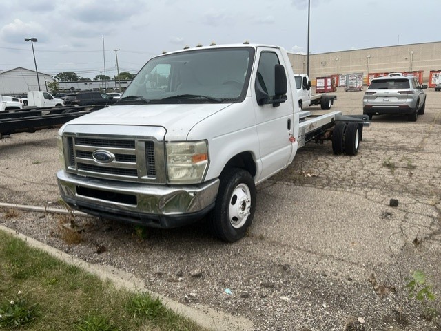 Used 2011 20 ' Cab and Chassis for sale