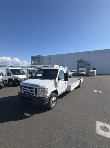 Used 2012 20 ' Cab and Chassis for sale
