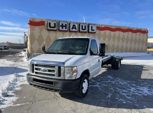 Used 2011 20 ' Cab and Chassis for sale