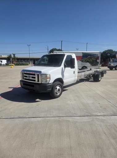 Used 2011 20 ' Cab and Chassis for sale