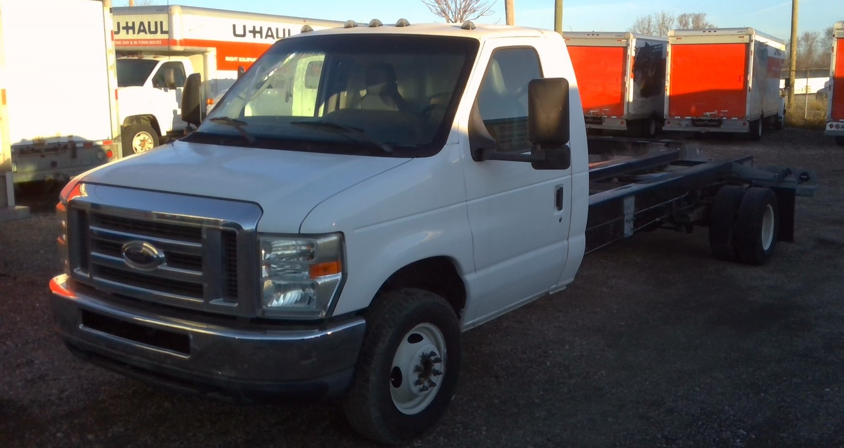 Used 2011 20 ' Cab and Chassis for sale