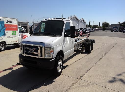 Used 2012 20 ' Cab and Chassis for sale