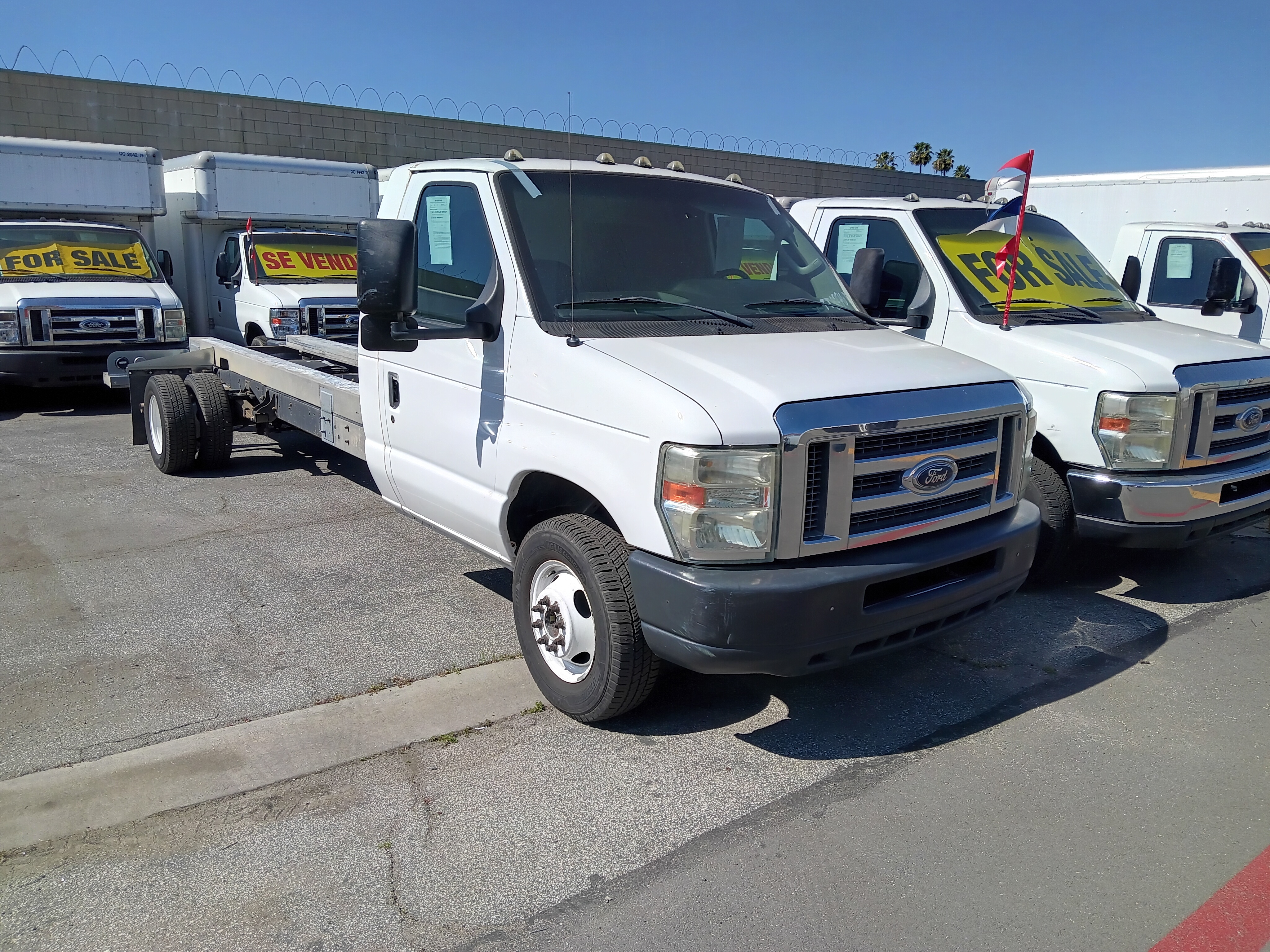 Used 2011 20 ' Cab and Chassis for sale