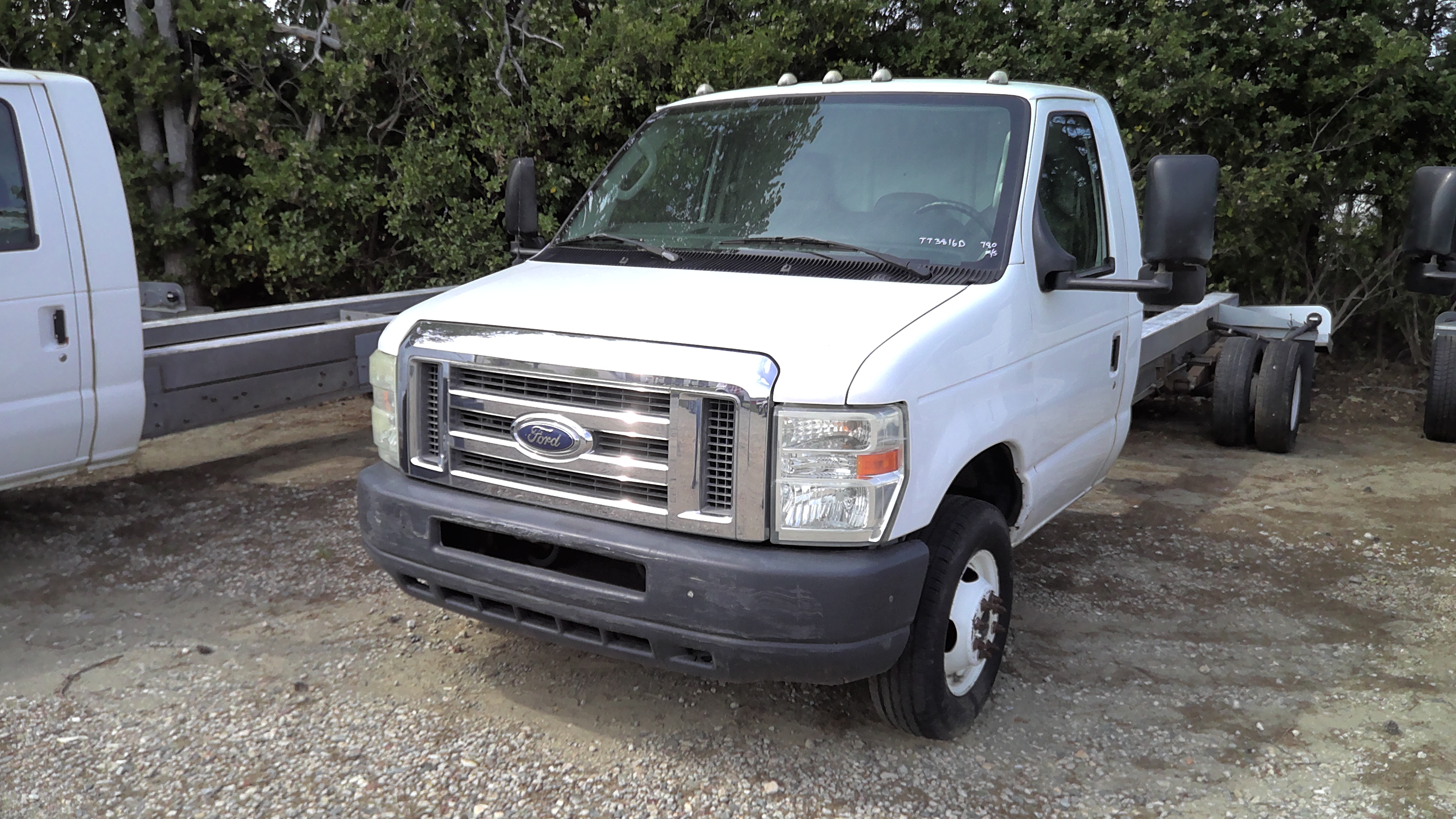 Used 2011 20 ' Cab and Chassis for sale