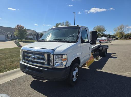 Used 2011 20 ' Cab and Chassis for sale