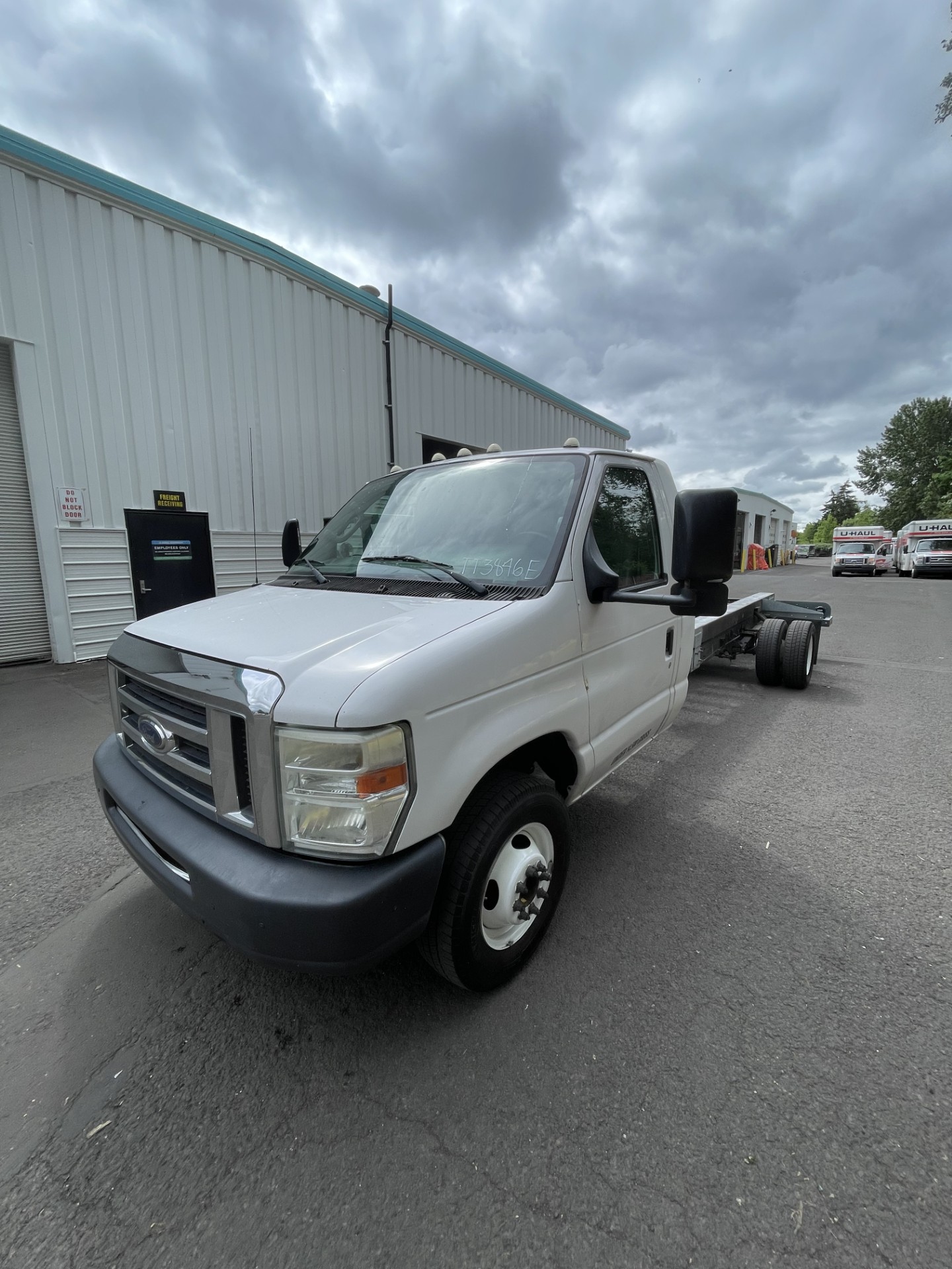Used 2012 20 ' Cab and Chassis for sale