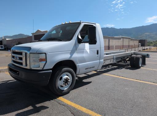 Used 2011 20 ' Cab and Chassis for sale