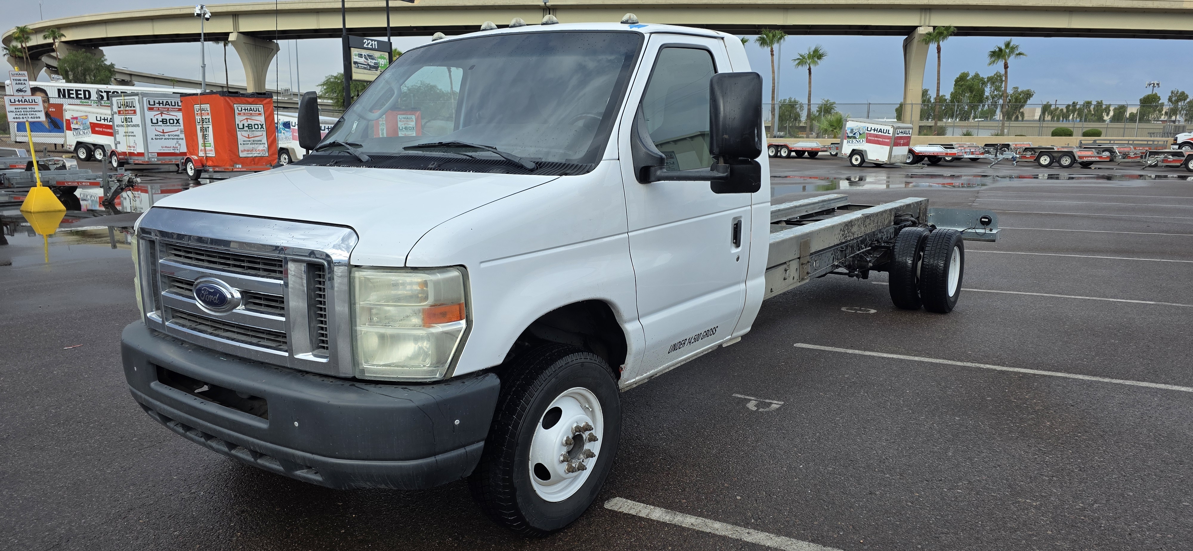 Used 2011 20 ' Cab and Chassis for sale