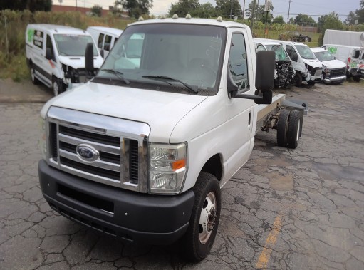 Used 2012 20 ' Cab and Chassis for sale
