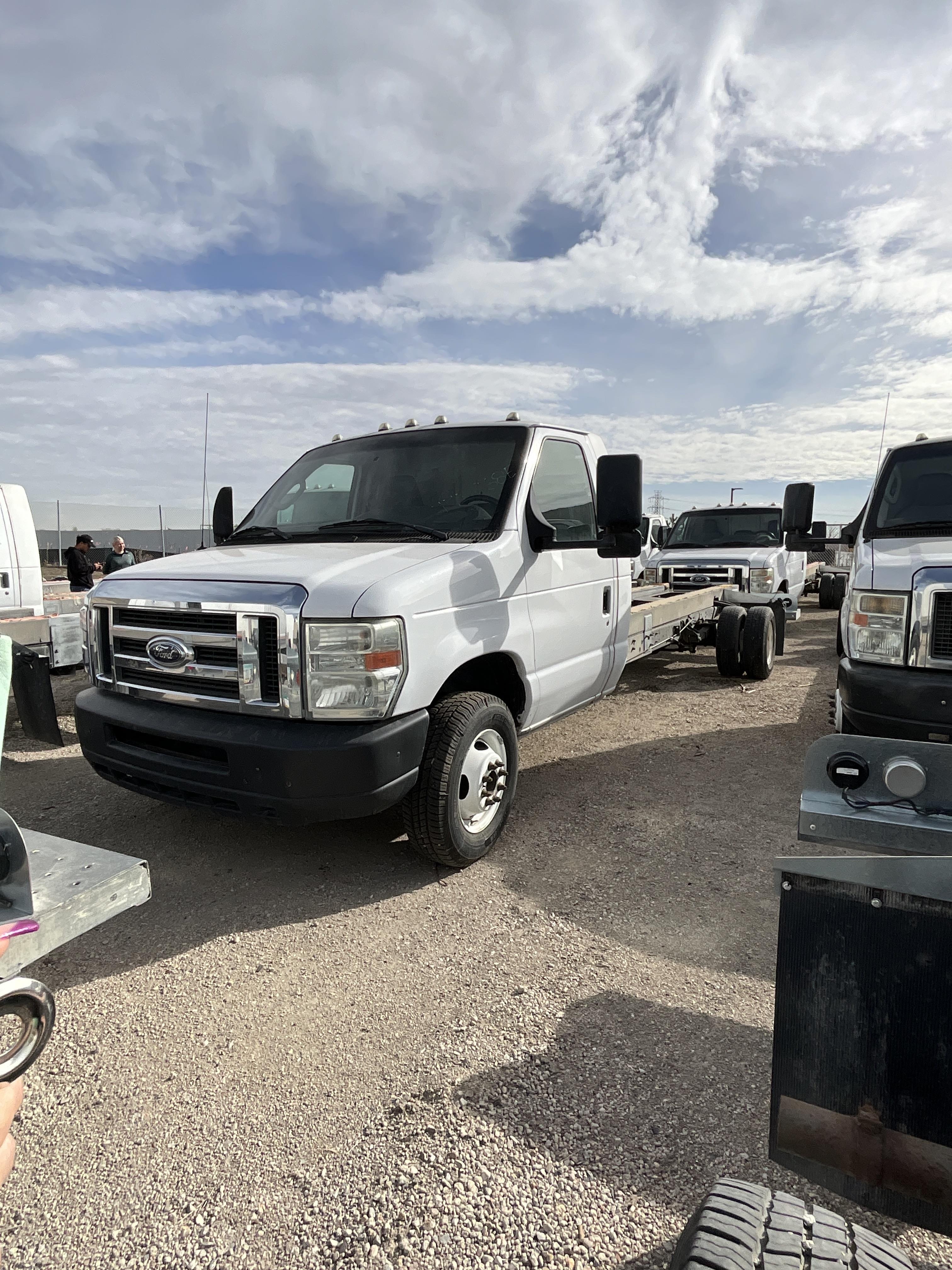 Used 2012 20 ' Cab and Chassis for sale