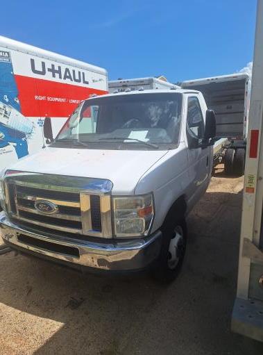 Used 2012 20 ' Cab and Chassis for sale