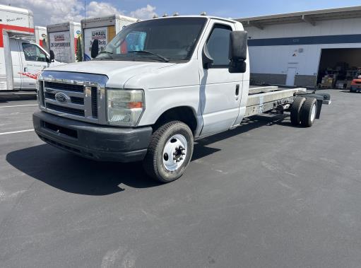 Used 2011 20 ' Cab and Chassis for sale